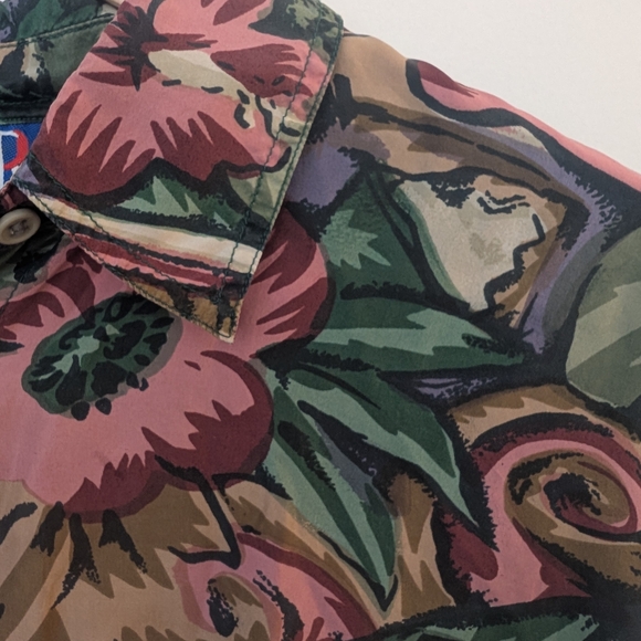 HER Vintage Floral Button-Up Blouse in Pink & Green - Picture 4 of 5